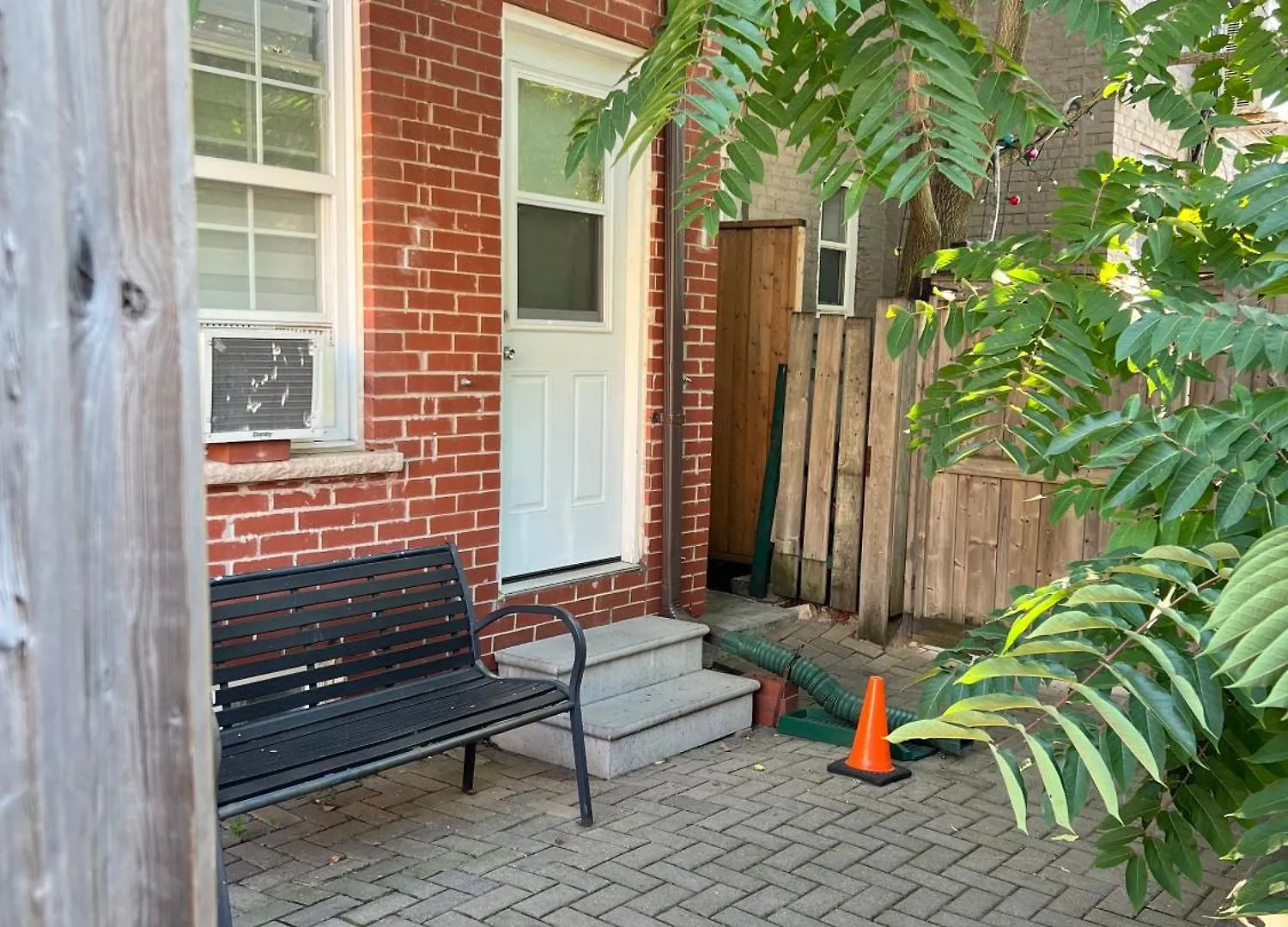 Downtown Toronto Private Suite With Ensuite Bath Separate Entrance Privatunterkunft