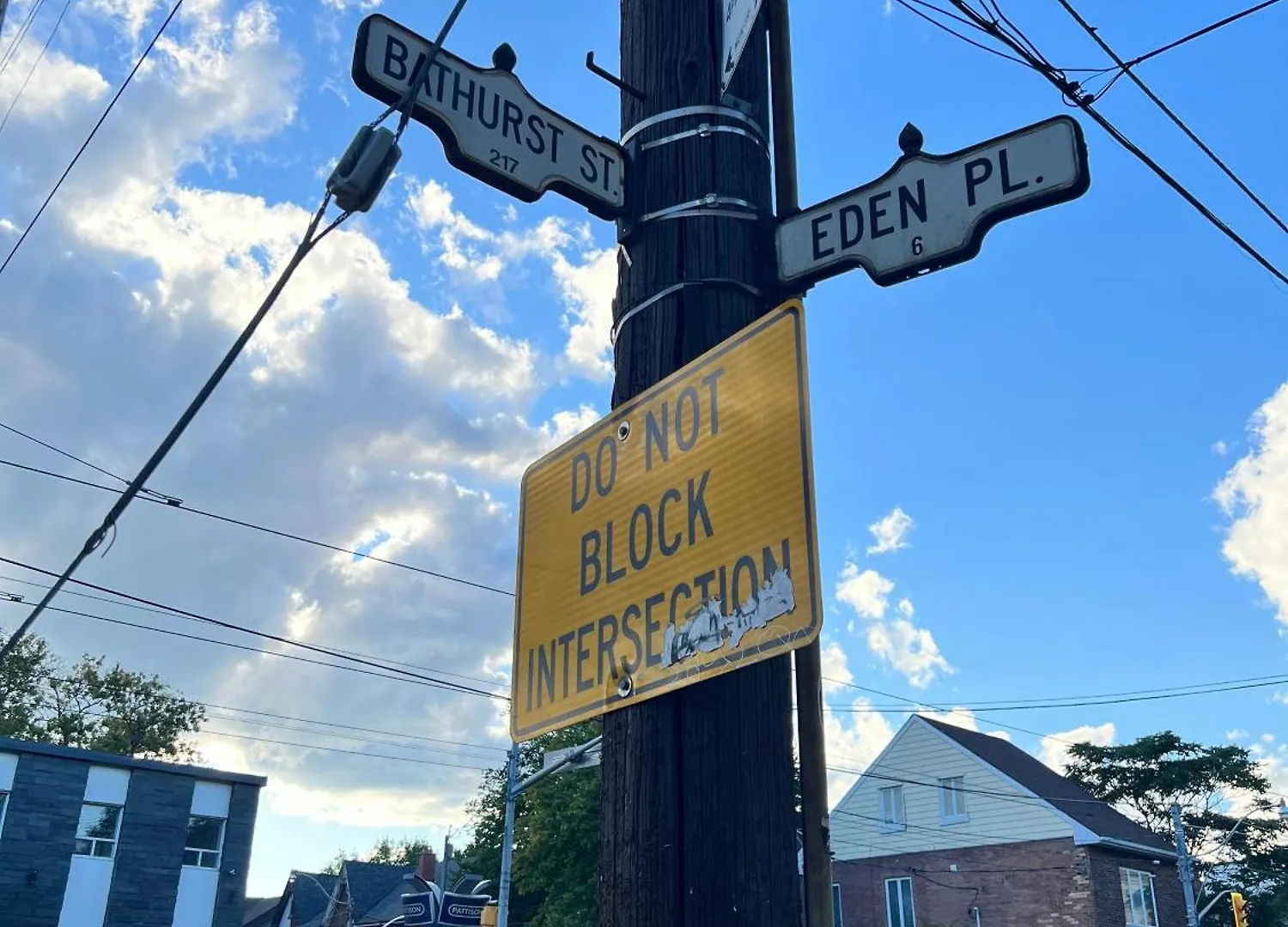 Downtown Toronto Private Suite With Ensuite Bath Separate Entrance